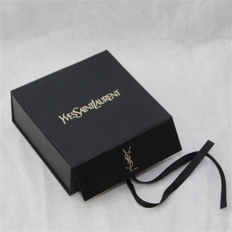 packaging ysl bag box